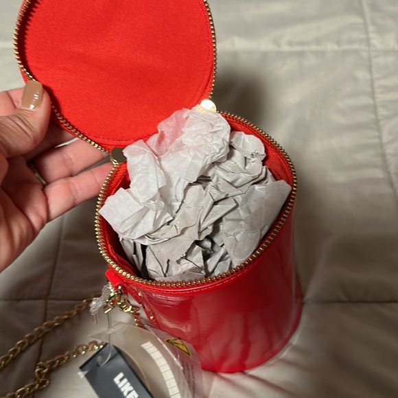 Red patent Like Dreams purse - Picture 5 of 5